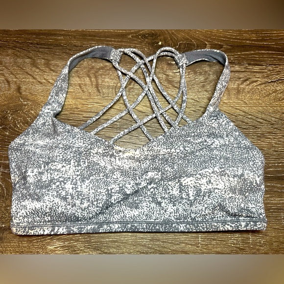 lululemon Free to Be Wild Yoga Sports Bra - Picture 1 of 3